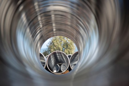 Corinth Pipeworks awarded onshore linepipe contract 